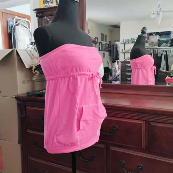 Pink Athletic Tube Top with Front Pocket - Picture 4 of 5